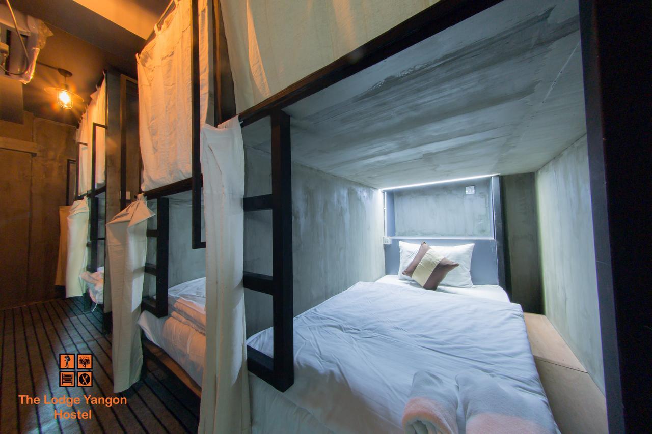 The Lodge Yangon Hostel Экстерьер фото