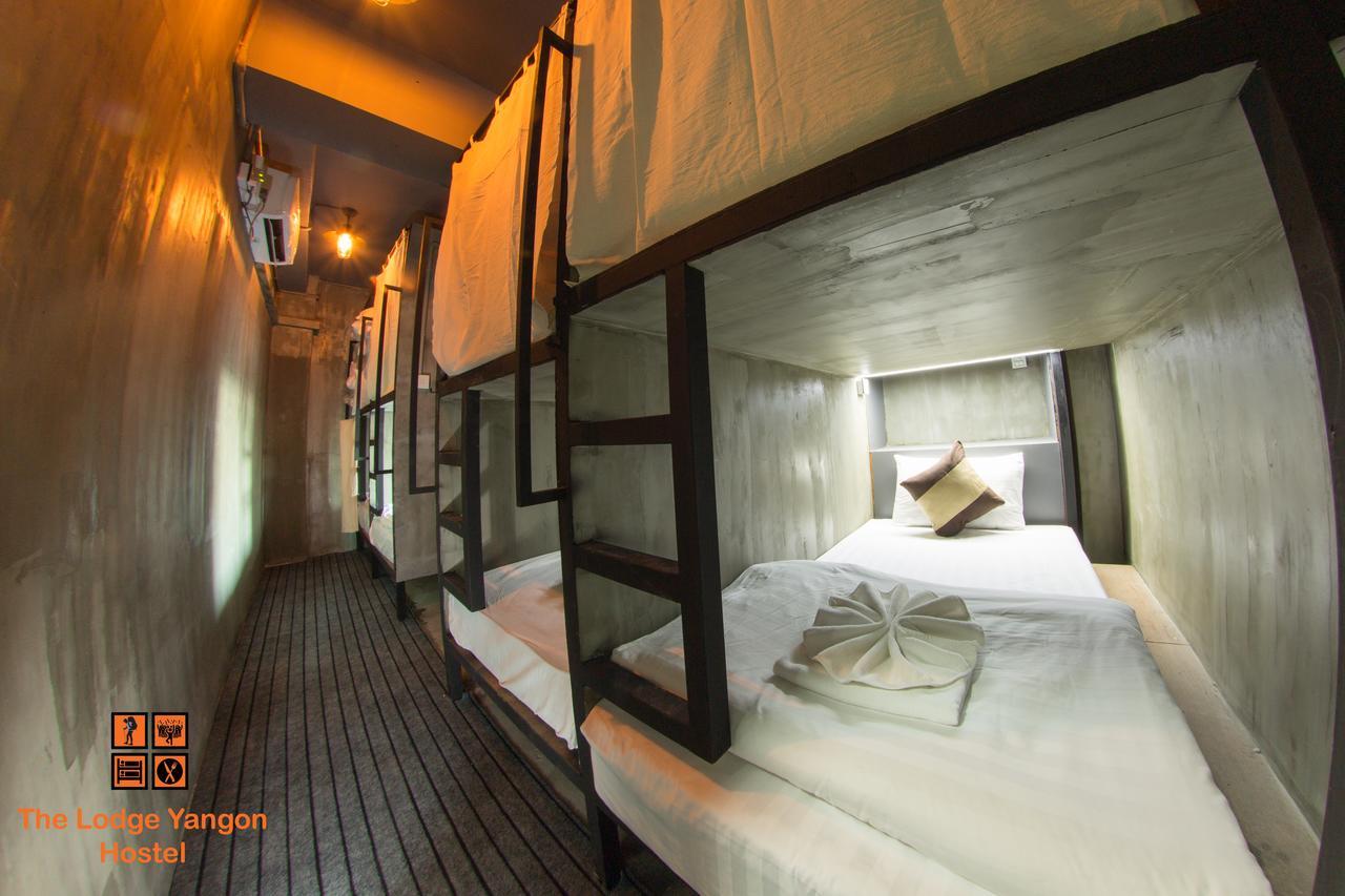 The Lodge Yangon Hostel Экстерьер фото