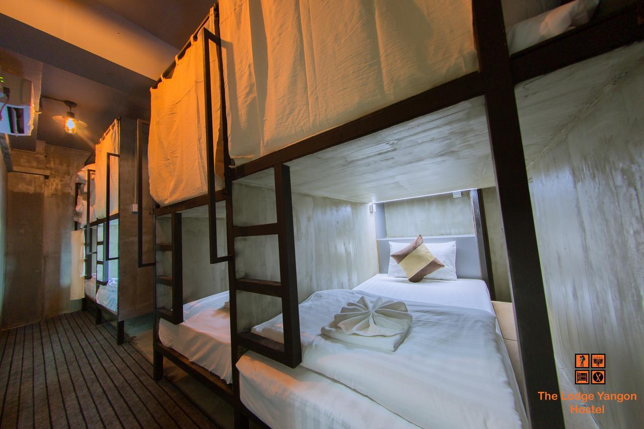 The Lodge Yangon Hostel Экстерьер фото