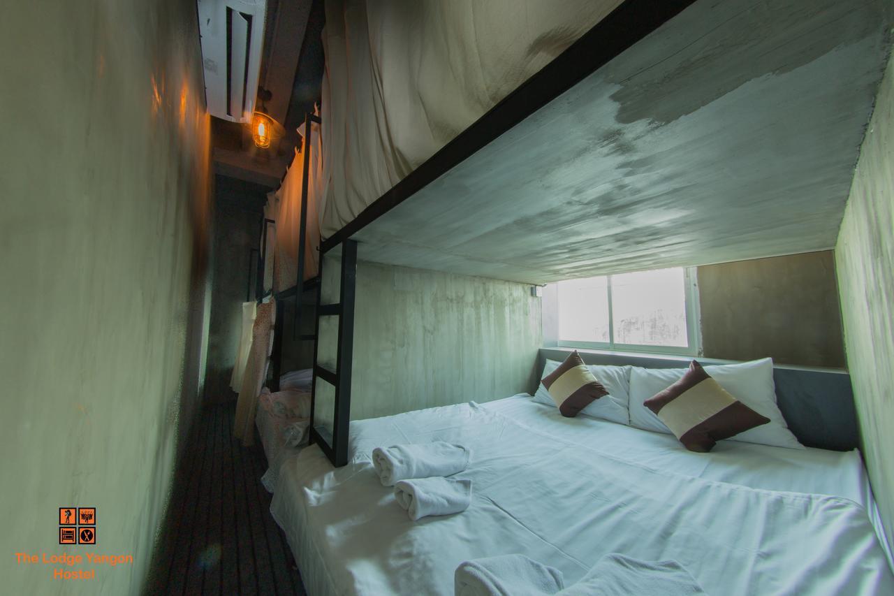 The Lodge Yangon Hostel Экстерьер фото