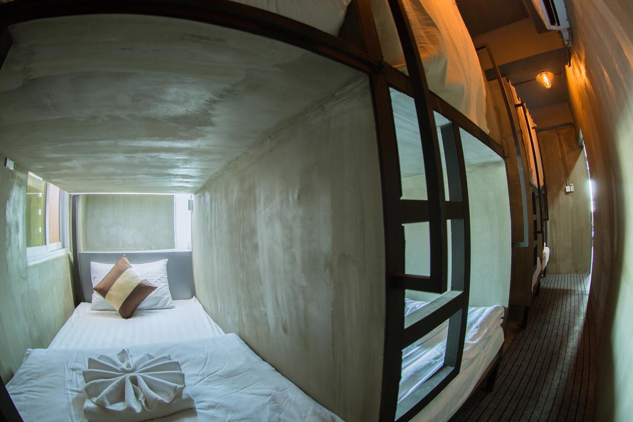 The Lodge Yangon Hostel Экстерьер фото