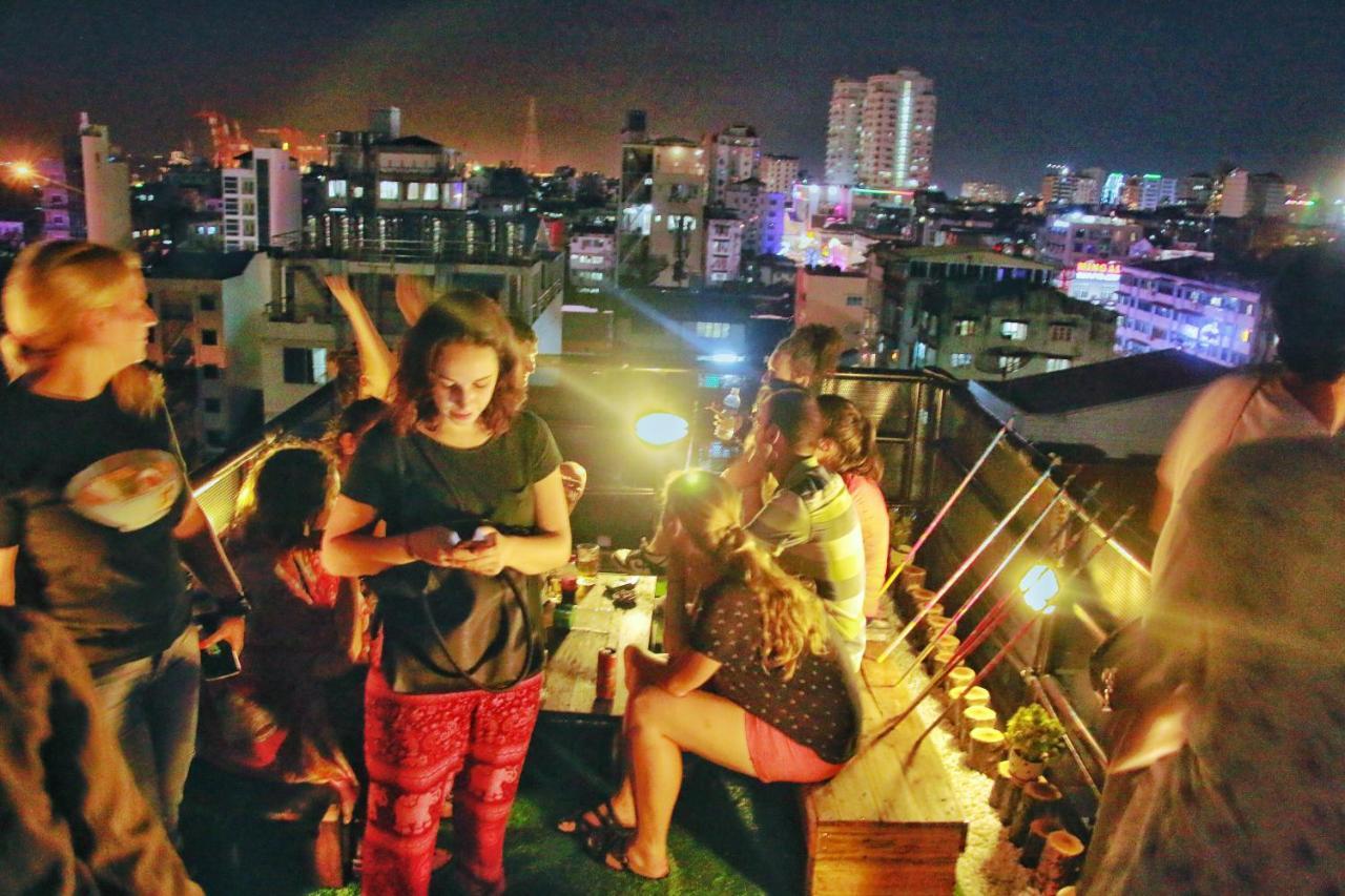 The Lodge Yangon Hostel Экстерьер фото