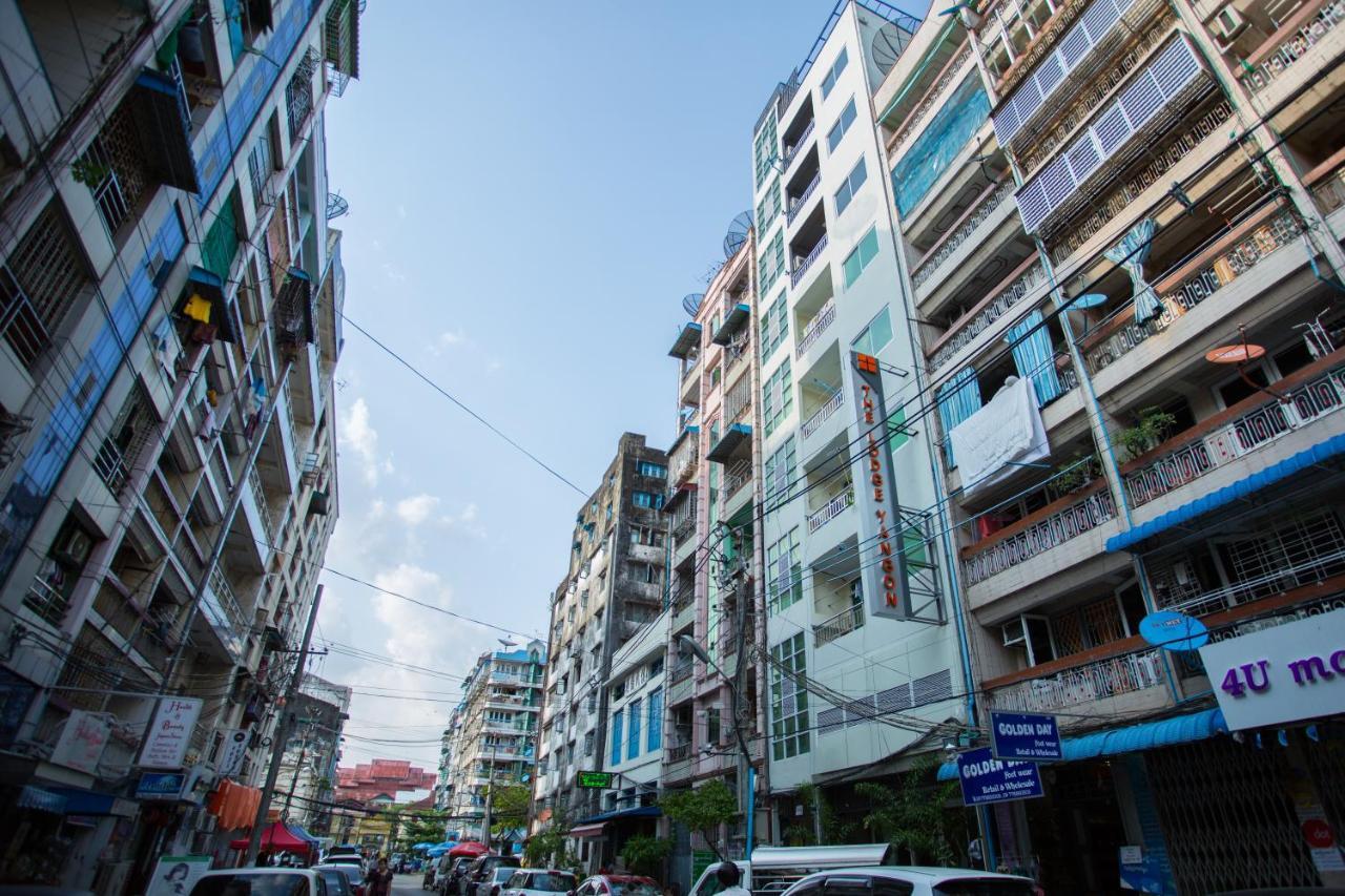 The Lodge Yangon Hostel Экстерьер фото