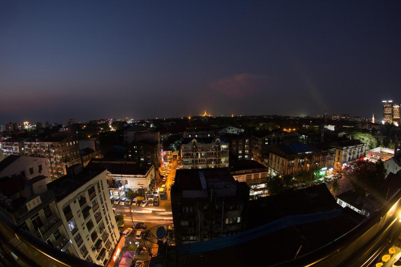 The Lodge Yangon Hostel Экстерьер фото